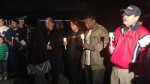 lang community candle light
